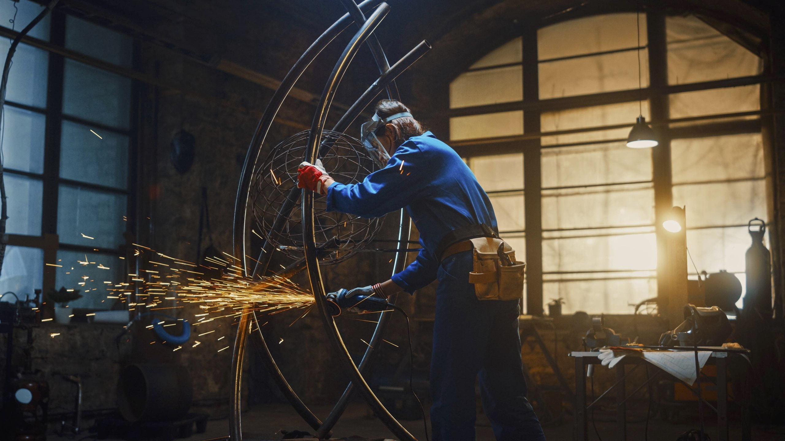 Carpenteria Officine Canella Manuel carpentiere Padova Veneto Bertipaglia produzione realizzazione artigianale scale artigianali inferriate recinti serramenti porte finestre acciaio inox antiruggine impermeabile alluminio ferro corten legno